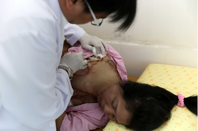 Giám đốc bệnh viện trẻ nhất Việt Nam: Càng áp lực càng trưởng thành - Ảnh 10.