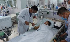 10 người ở Quảng Nam ngộ độc do ăn cá chép muối ủ chua, bác sĩ BV Chợ Rẫy đem thuốc hiếm đi cứu