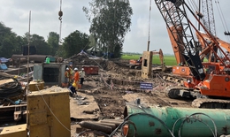 Diễn biến mới vụ bé trai ở Đồng Tháp rơi xuống trụ bê tông ngày 19/1: Hôm nay đưa Hạo Nam lên