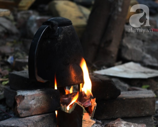 Sốc: Phát hiện 3 hộ gia đình sống trên cây giữa Thủ đô 10 Sốc: Phát hiện 3 hộ gia đình sống trên cây giữa Thủ đô 10