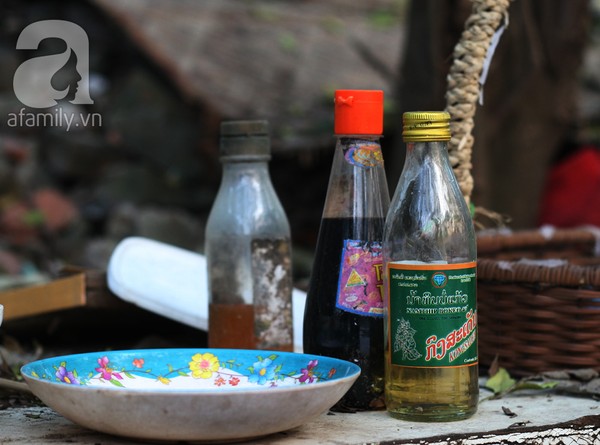 Sốc: Phát hiện 3 hộ gia đình sống trên cây giữa Thủ đô 11 Sốc: Phát hiện 3 hộ gia đình sống trên cây giữa Thủ đô 11