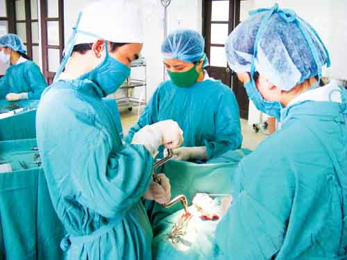 BVĐK Phố Nối giữ bệnh nhân bằng đột phá kỹ thuật mới. Ảnh: Anh Tuấn