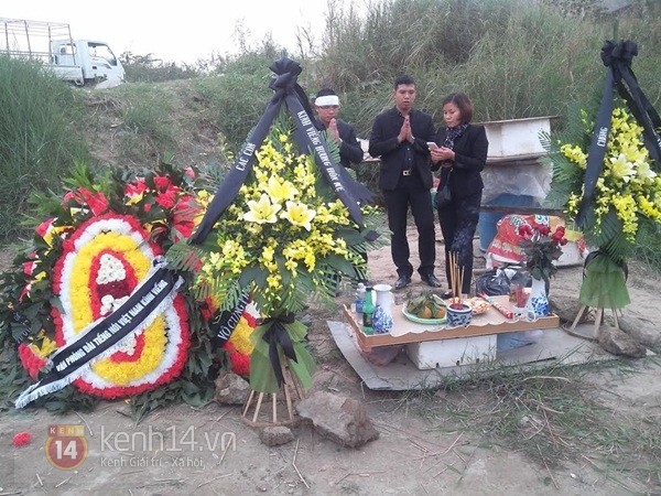 Nỗi đau xé lòng trong đám tang không có quan tài của chị Huyền 19 Nỗi đau xé lòng trong đám tang không có quan tài của chị Huyền 19