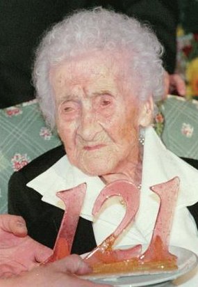 
	Cụ bà Jeanne Calment (người Pháp) thọ 122 tuổi, cộng 164 ngày.