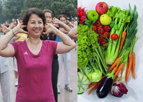 Phụ nữ trung niên cần tập thể dục đều đặn và ăn nhiều rau, quả để phòng tránh bệnh tật.
