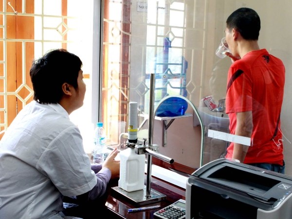 Liên Hợp Quốc tại Việt Nam kêu gọi đầu tư hiệu quả hơn cho phòng, chống AIDS để tăng tốc tiến tới mục tiêu “Ba Không”.