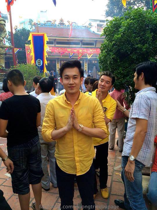 Muôn kiểu ăn Tết của sao Việt