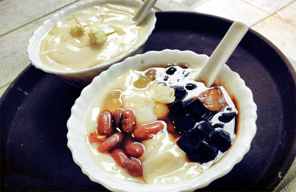 quà-vặt, bún-đậu-mắm-tôm, tào-phớ, cửa-hàng, vỉ-hè, sang-chảnh, lịch-sự quà-vặt, bún-đậu-mắm-tôm, tào-phớ, cửa-hàng, vỉ-hè, sang-chảnh, lịch-sự