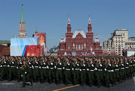 11.000 binh sĩ tham gia. Ảnh: Reuters