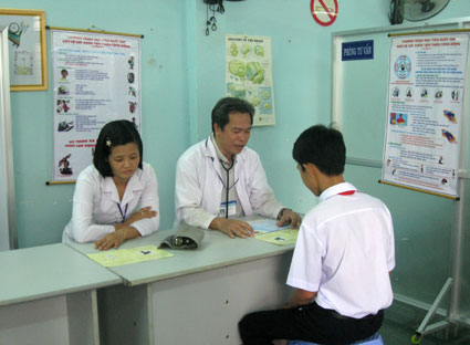 Khám tư vấn sức khỏe tâm thần cho học sinh tại Bà Rịa Vũng Tàu
