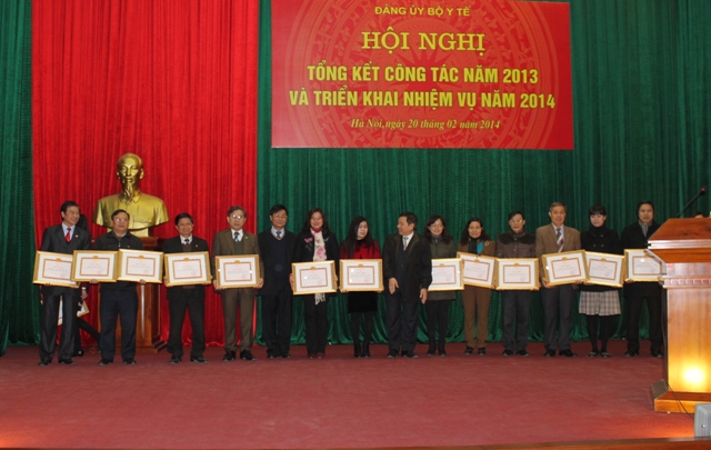 Các Đảng bộ- Chi Bộ được nhận giấy khen của Đảng Uỷ Bộ Y tế Các Đảng bộ- Chi Bộ được nhận giấy khen của Đảng Uỷ Bộ Y tế