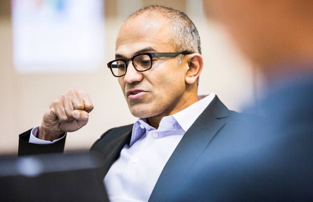 CEO mới của Microsoft nhận lương bao nhiêu?