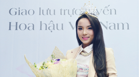 Giao lưu trực tuyến Hoa hậu Việt Nam 2014