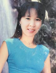 Ban Thị Hoạt trước khi bị lừa bán sang TQ.