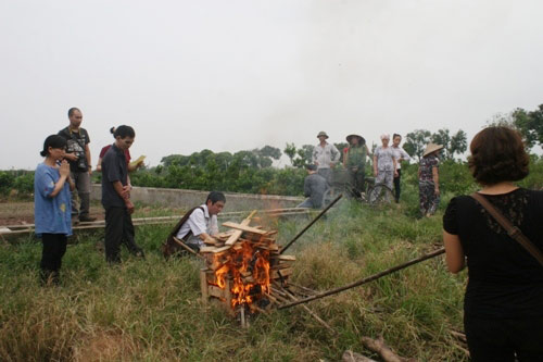 chị Huyền, Cát Tường, sọ người, Hà Nam, sông Hồng, cầu siêu