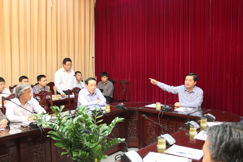 Bộ trưởng Đinh La Thăng chủ trì tại cuộc họp chiều nay