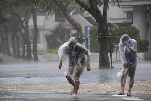 n-typhoon-a-20141012-870x584-4468-141308