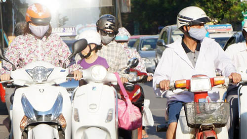 Nắng nóng khu vực Bắc Bộ lên tới 38-39 độ C.