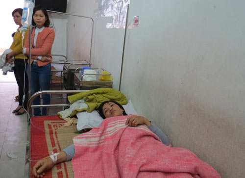 17 công nhân da giày bị ngộ độc
