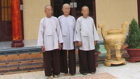 3 sư cô thoát chết.