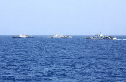 Tàu Trung Quốc vẫn lượn lờ trong khu vực thềm lục địa của Việt Nam.