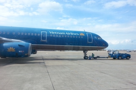 Máy bay bị mòn lốp là nguyên nhân khiến 2 chuyến bay của Vietnam Airlines