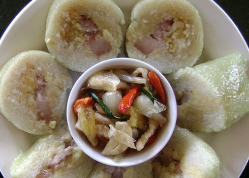 Bánh tét Nam Bộ.