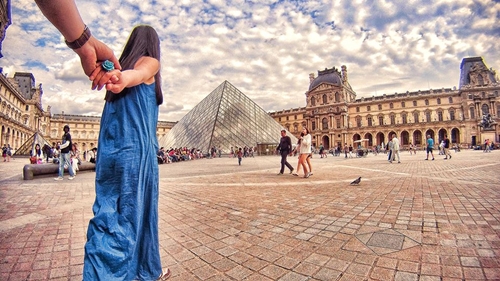 Bảo tàng Louvre.