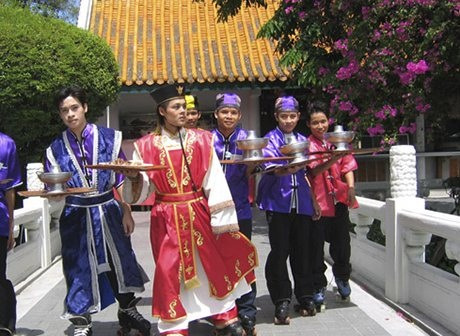 nha hang hoang cung Những nhà hàng quái dị nhất thế giới