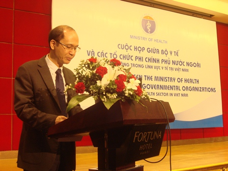GS.TS. Lê Quang Cường, Thứ trưởng Bộ Y tế phát biểu khai mạc cuộc họp