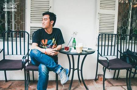- Cháu học lớp mấy rồi?