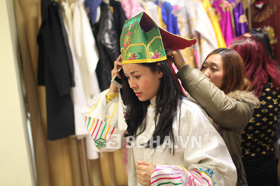 Hé lộ hình ảnh "cực độc" hậu trường diễn Táo Quân 2014