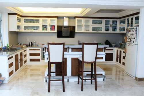 Mê đắm nhà hiện đại của 3 Hoa hậu Phu nhân Việt - 17
