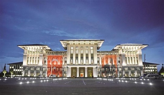 Tòa cung điện xa xỉ của ông Erdogan. Ảnh: Hurriyet Daily News