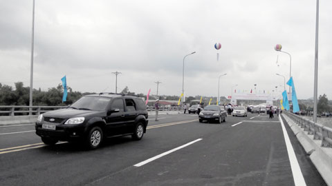 Vĩnh Thịnh, Sông Hồng, lớn nhất Việt Nam, Hàn Quốc, Thủ tướng, khánh thành