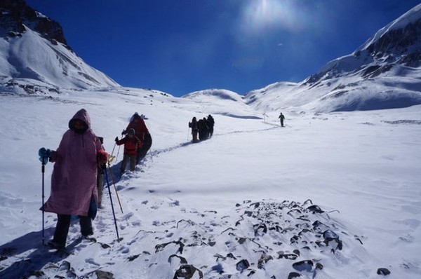 Cô gái Việt thoát chết thần kỳ giữa bão tuyết Nepal 2