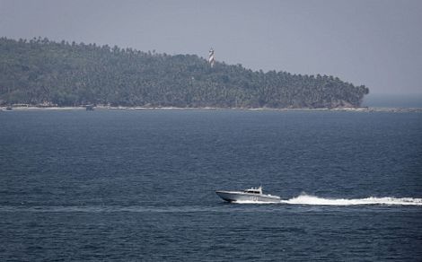 Tàu tuần tra Ấn Độ trên Biển Andaman.