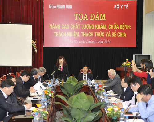  	Bộ trưởng Bộ Y tế Nguyễn Thị Kim Tiến phát biểu tại buổi tọa đàm. Ảnh: Anh Tuấn
