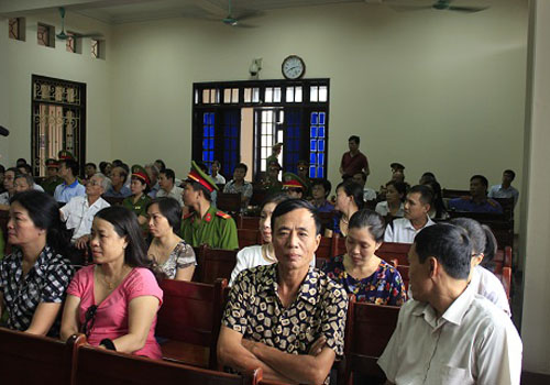 Dương Tự Trọng bị đề nghị mức án 12 – 18 tháng tù vì tội lợi dụng chức vụ quyền hạn