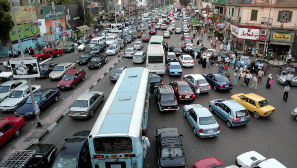 Mật độ giao thông dày đặc ở Ai Cập là nguyên nhân dẫn tới 12000 người thiệt mạng vì tai nạn mỗi năm