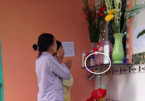 9 tuổi, thần y, sờ và vuốt, Đồng Nai, mê tín, phản khoa học, chữa bệnh 9 tuổi, thần y, sờ và vuốt, Đồng Nai, mê tín, phản khoa học, chữa bệnh