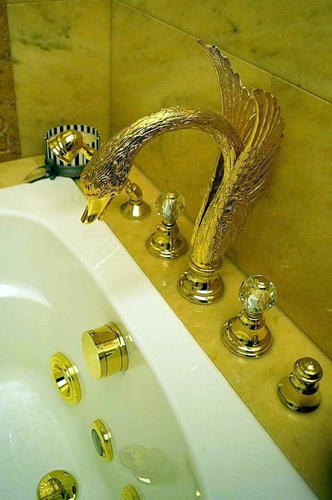 A photo of this gilded tap was leaked during the final stage of construction of Mezhyhirya and caused a lot of scandals in Ukraine. When Mezhyhirya was opened for public on Sept. 23, it turned out that many more excesses were waiting to be discovered.