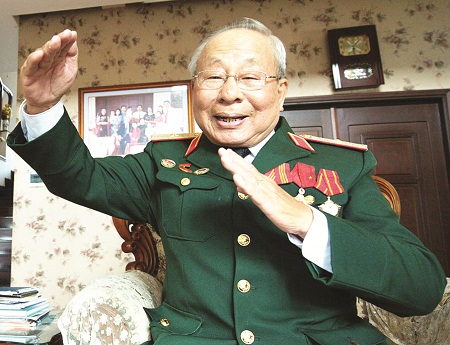Thiếu tướng Đỗ Văn Phúc.