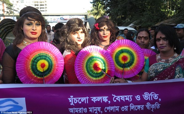 Chùm ảnh: Ngày hạnh phúc của những người chuyển giới Bangladesh 5