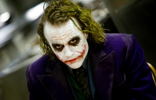 Joker Heath Ledger đã ra đi vì sốc thuốc