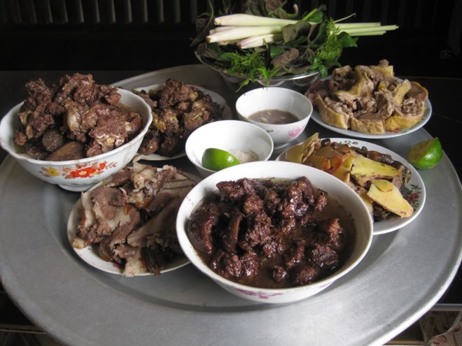 10 đặc sản Việt khiến du khách rùng mình