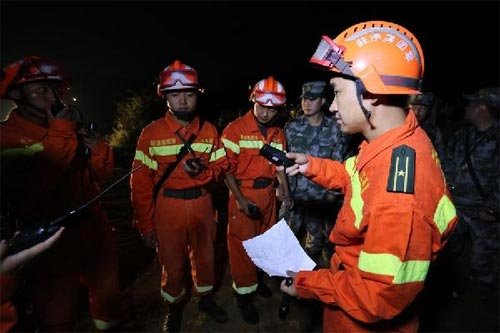 Trung Quốc, Vân Nam, động đất, cứu hộ