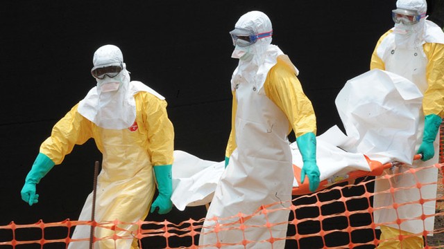 Rợn người hình ảnh chết chóc ở tâm đại dịch Ebola 8