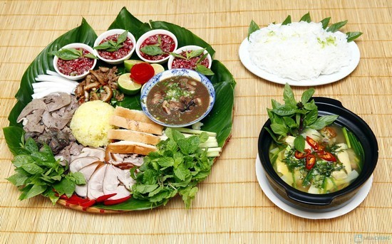 10 đặc sản Việt khiến du khách rùng mình