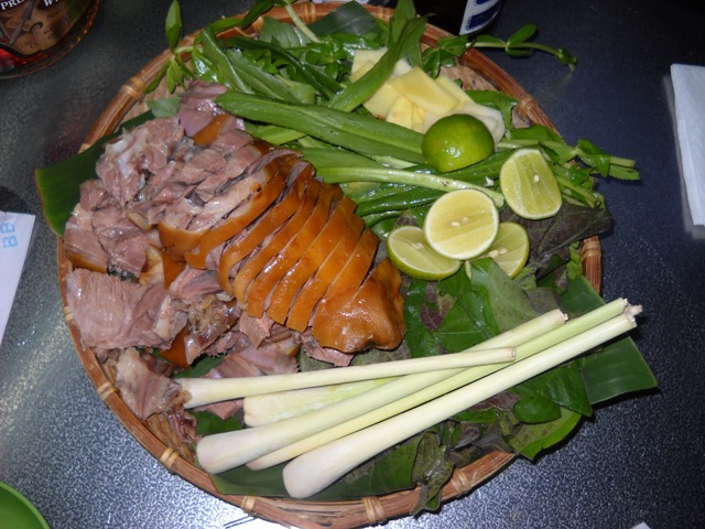 cỗ cưới, thịt chuột, thịt mèo, thịt chó cỗ cưới, thịt chuột, thịt mèo, thịt chó